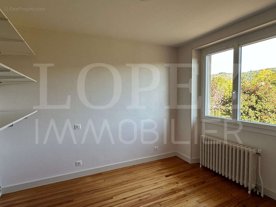 Maison à SAINT-AMANS-SOULT