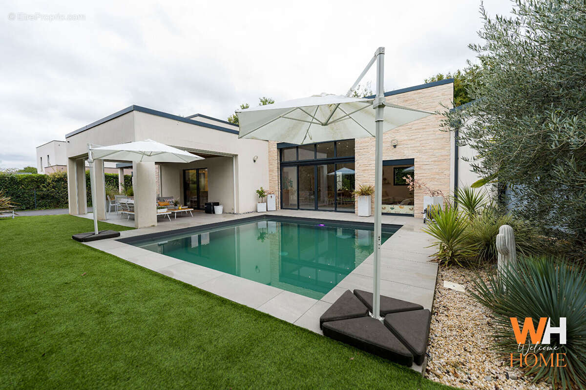 Maison à SAINT-CYR-SUR-LOIRE