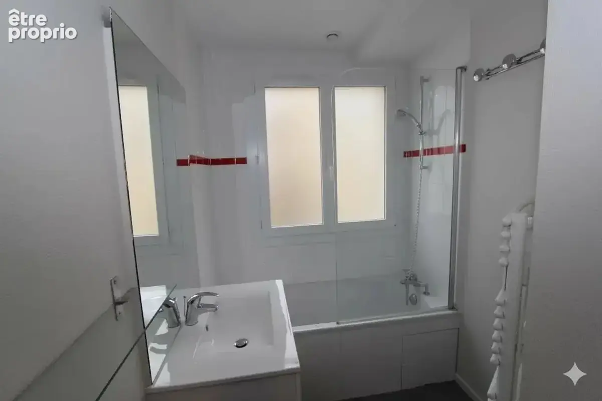 T3 Spécial Investisseur - 66 m² - Loyer 720 € - 8ème étage - Balcon - photo 7