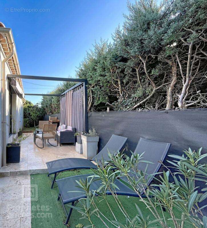 Maison à POURRIERES