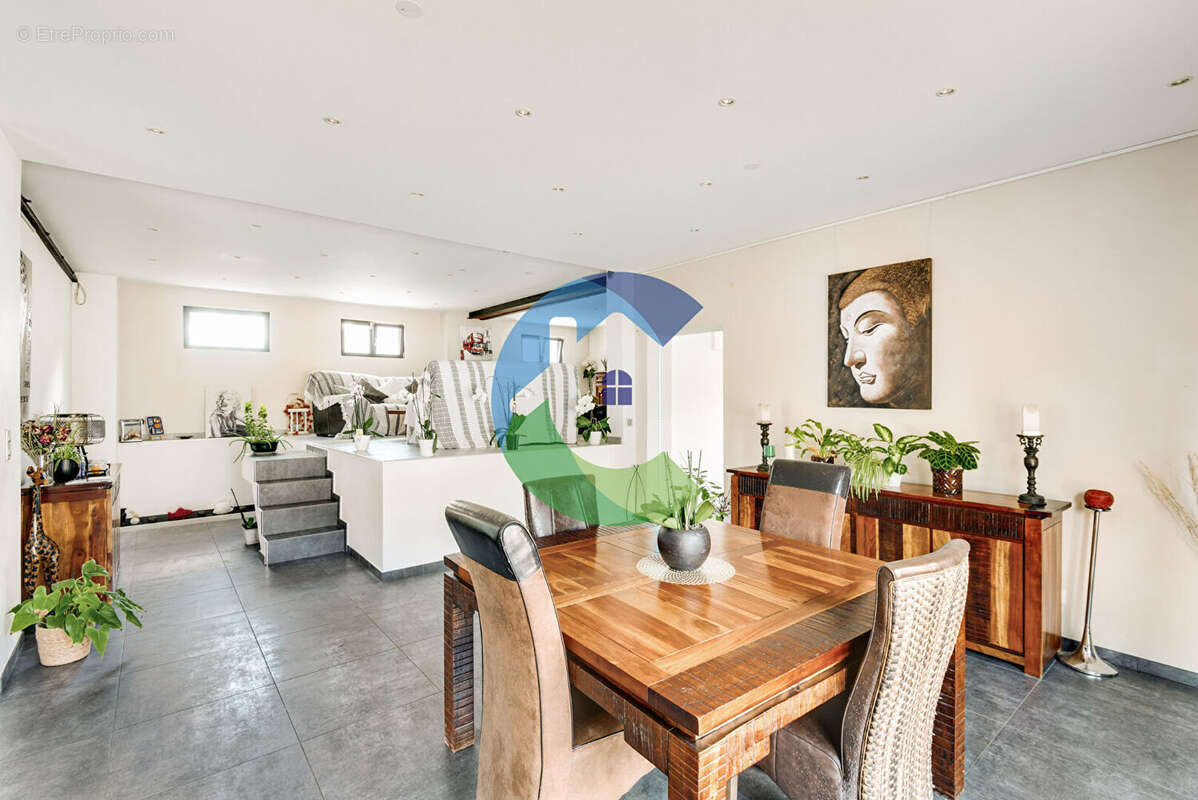 Maison à SAULX-LES-CHARTREUX