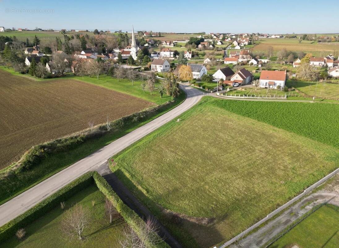Terrain à SAULCET