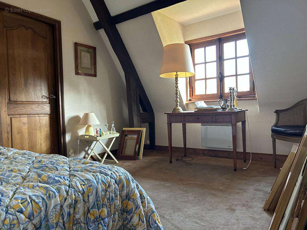 Maison à PONT-L&#039;EVEQUE