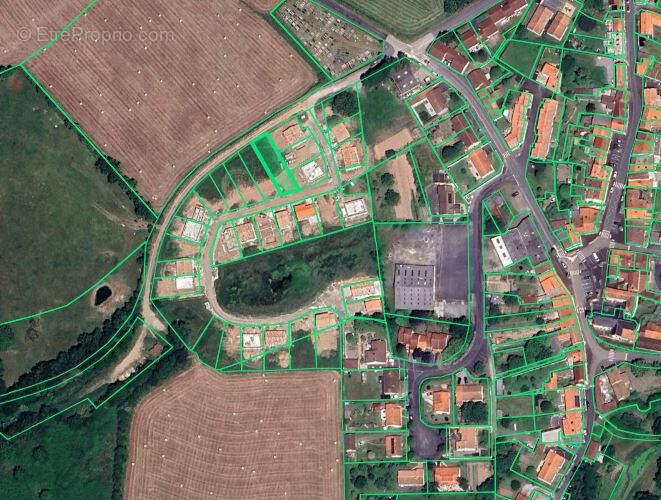 Terrain à LE FUILET