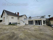 Maison à SARTROUVILLE