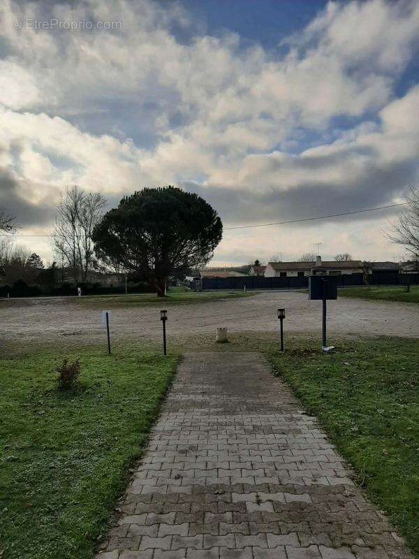 A vendre en exclusivite restaurant et reserve fonciere const - photo 5