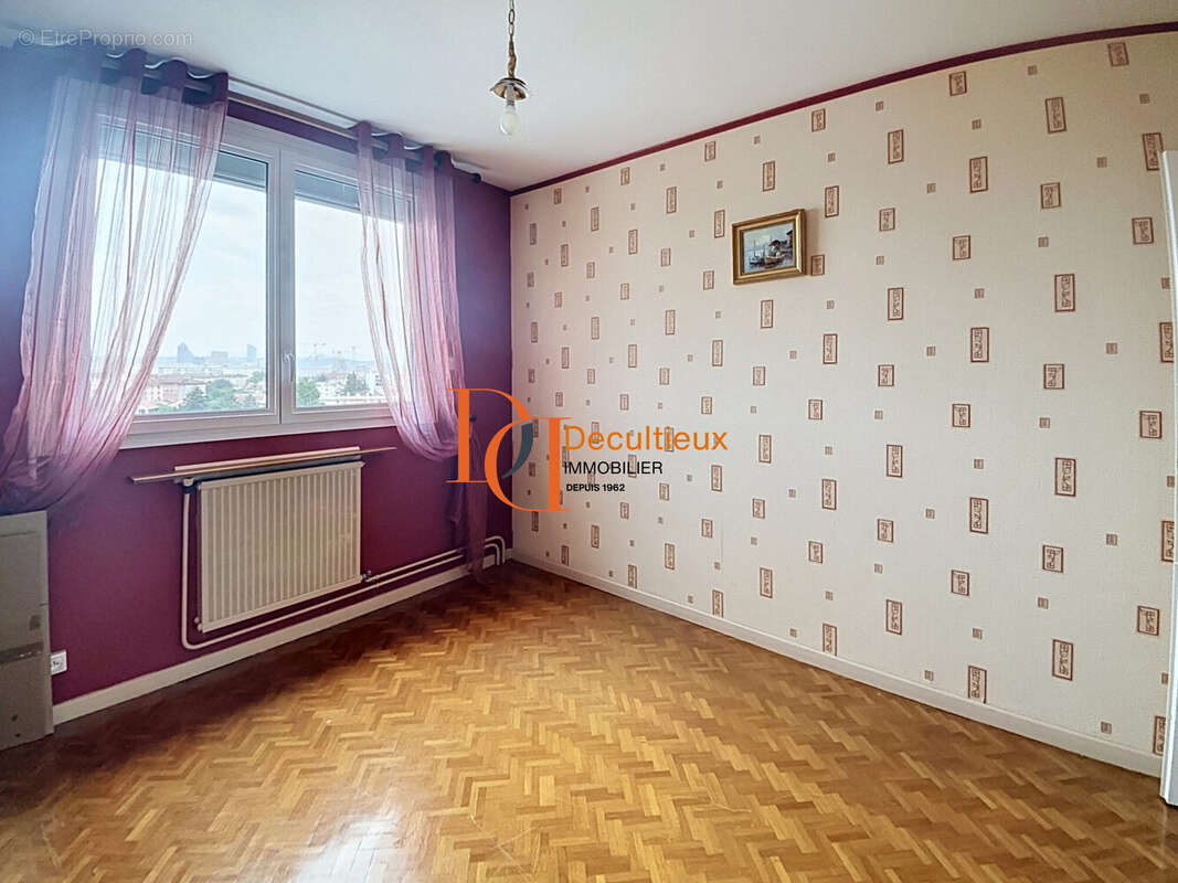 Appartement 76 m² à Villeurbanne  - photo 8