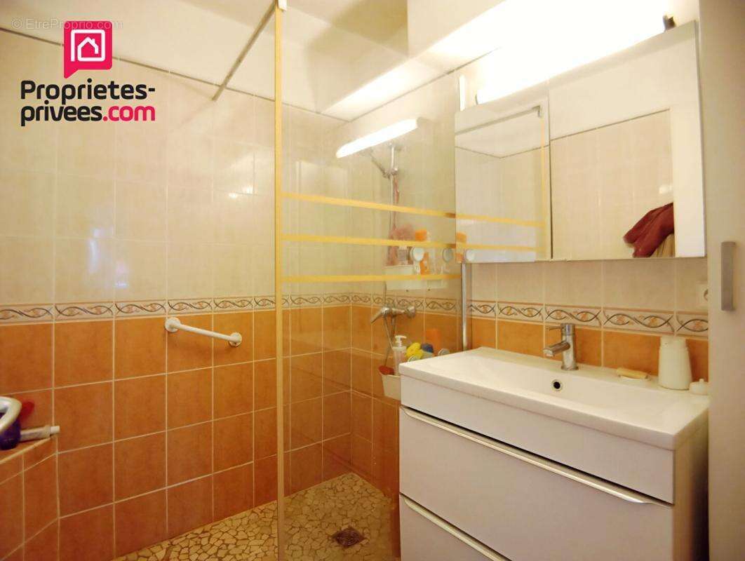 Appartement à MARSEILLE-9E