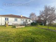 Maison à TILLAY-LE-PENEUX