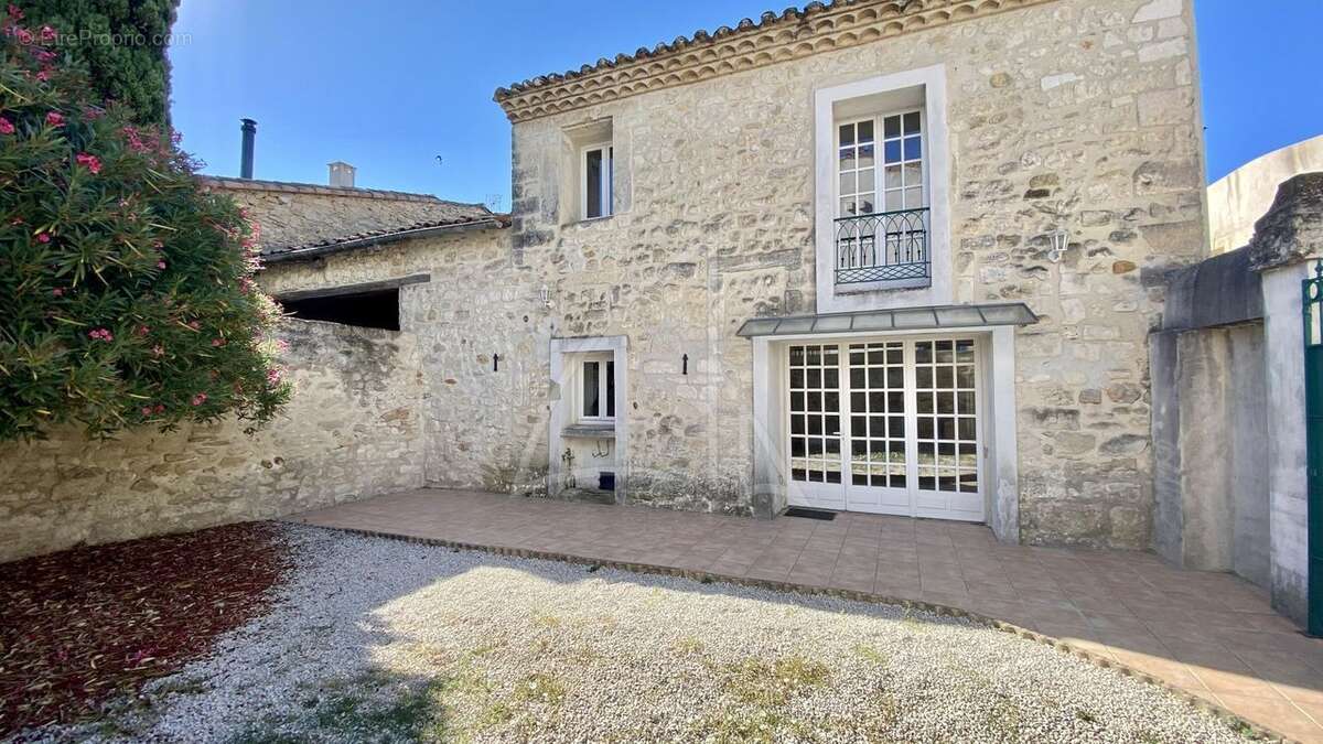 Maison à LUNEL-VIEL