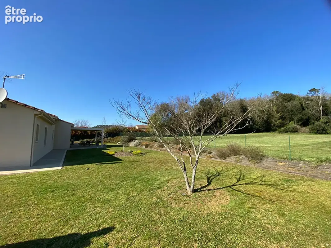 Maison contemporaine 153 m²  avec piscine Proche commerces - photo 12
