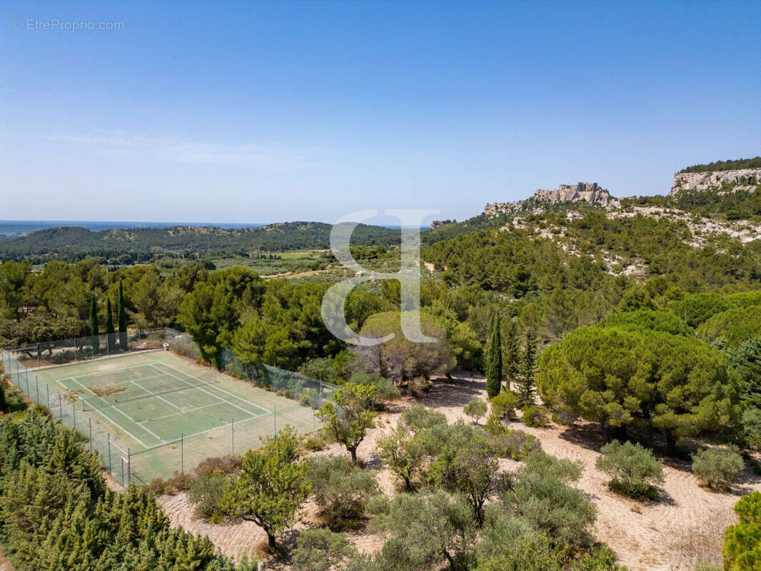 Maison 227 m² à Les Baux-De-Provence  - photo 3