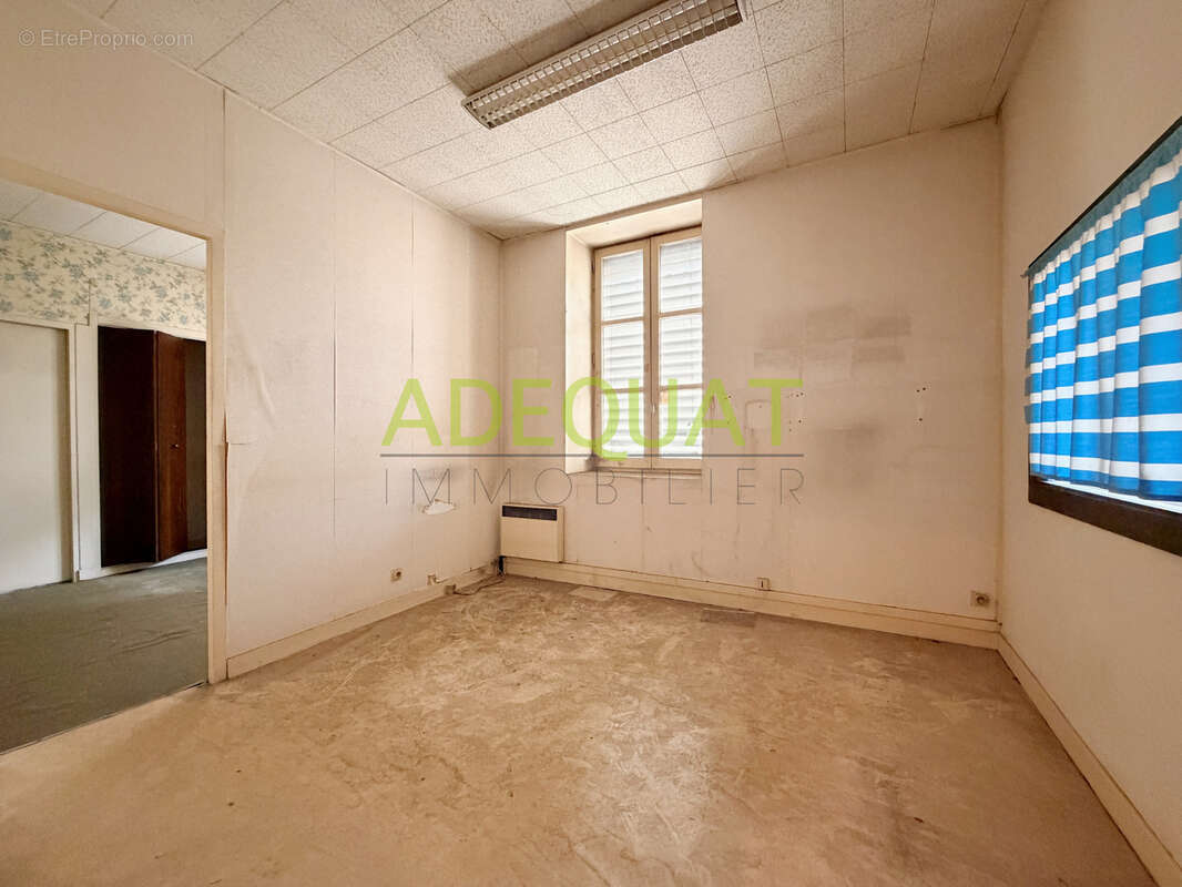 Appartement à LA TOUR-DU-PIN