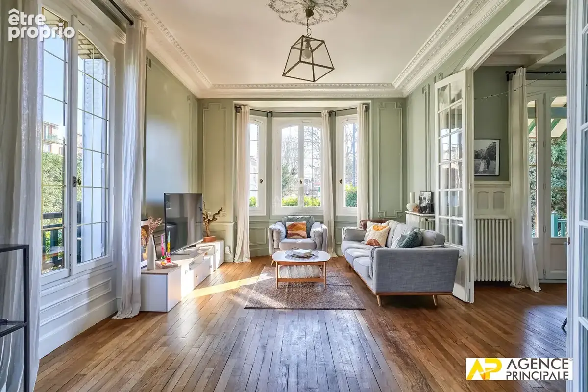 Maison 7 pièces à vendre à Maisons-Laffitte - 12 minutes gare - photo 4