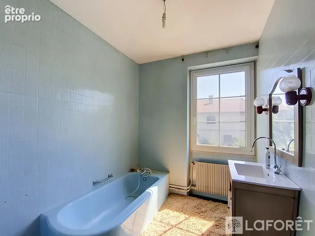 Maison familiale 142 m² - hangar 155 m² - garage - toiture neuve - photo 10