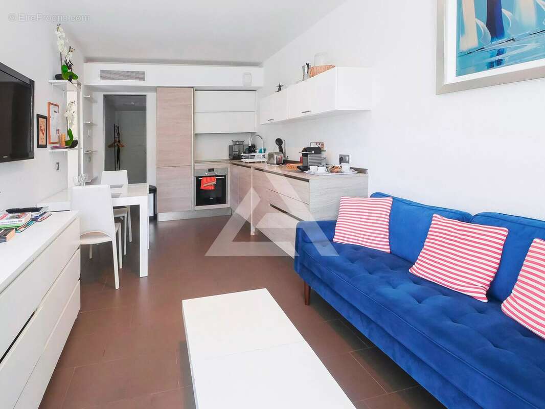 Appartement à CAP-D'AIL
