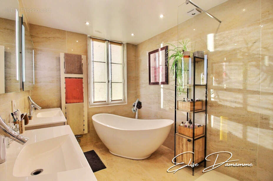 Maison à MONTIVILLIERS