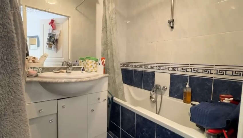 Appartement à ROQUEBRUNE-CAP-MARTIN