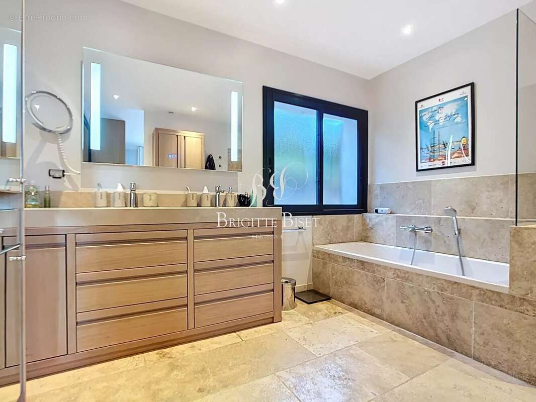 Maison à SAINTE-MAXIME