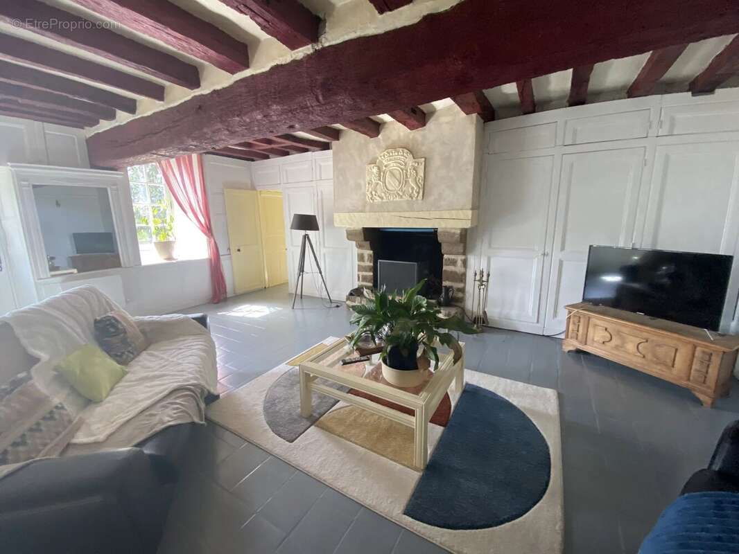 Maison à SAINTE-SUZANNE