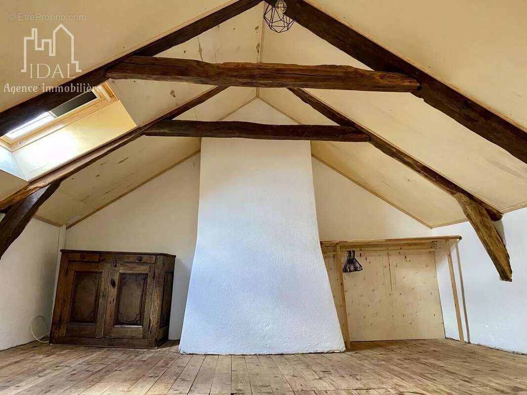 Maison à SEVERAC-LE-CHATEAU