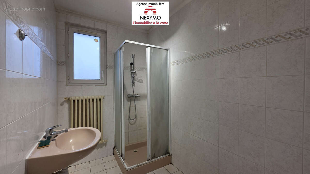 Quartier Saint-georges, maison trois chambres avec grand garage et jardin - photo 9