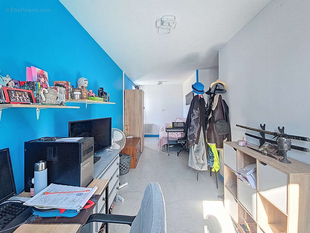 Maison à MONTREVEL-EN-BRESSE