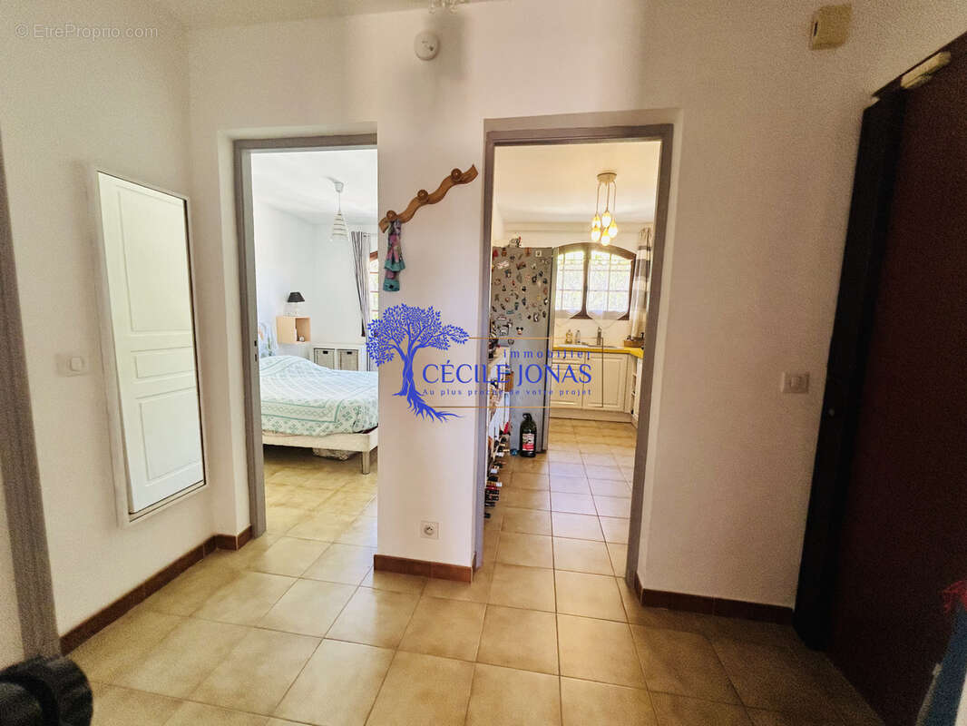 Appartement à CARQUEIRANNE