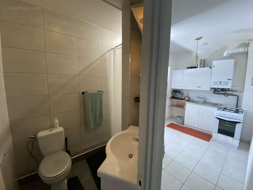 Appartement à ROCHE-LA-MOLIERE