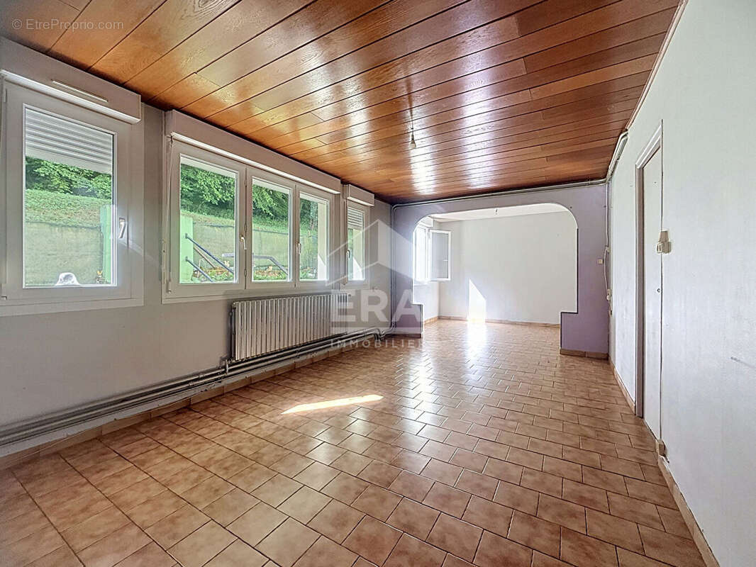 Appartement à REHON