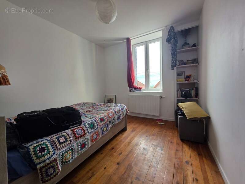 Maison à PANISSIERES