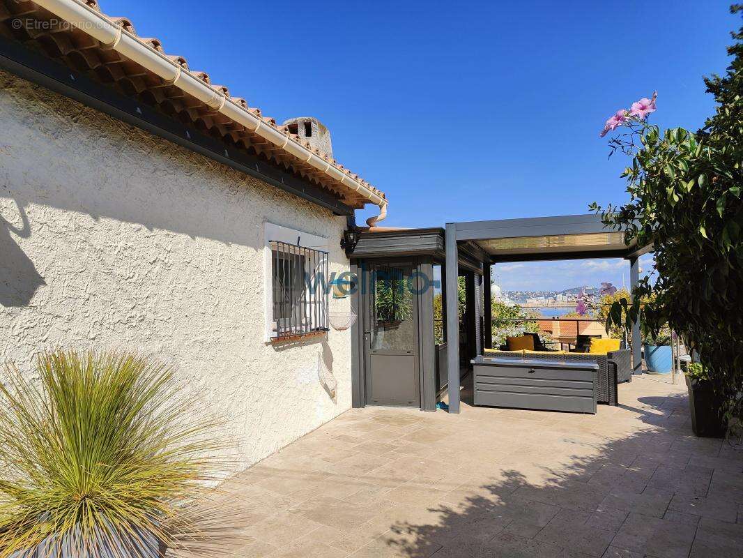 Maison à SAINT-MANDRIER-SUR-MER