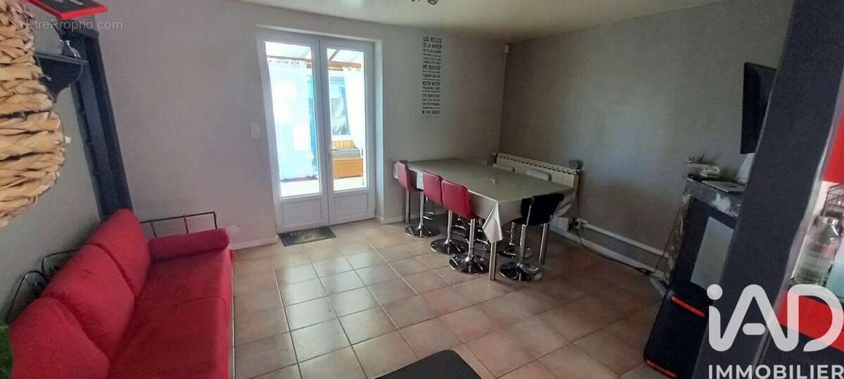 Photo 6 - Maison à VENANSAULT