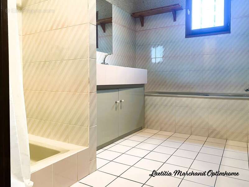 Maison 4 faces jardin piscine garage FUILLA (66) - photo 9