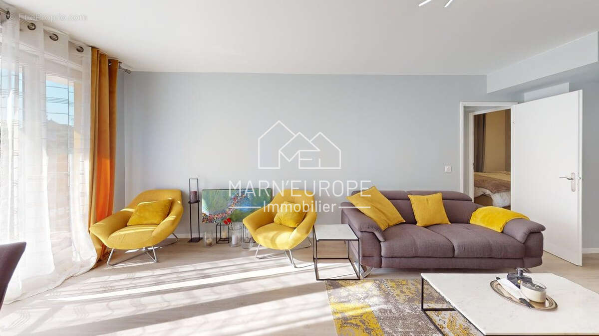 Appartement à CHALIFERT