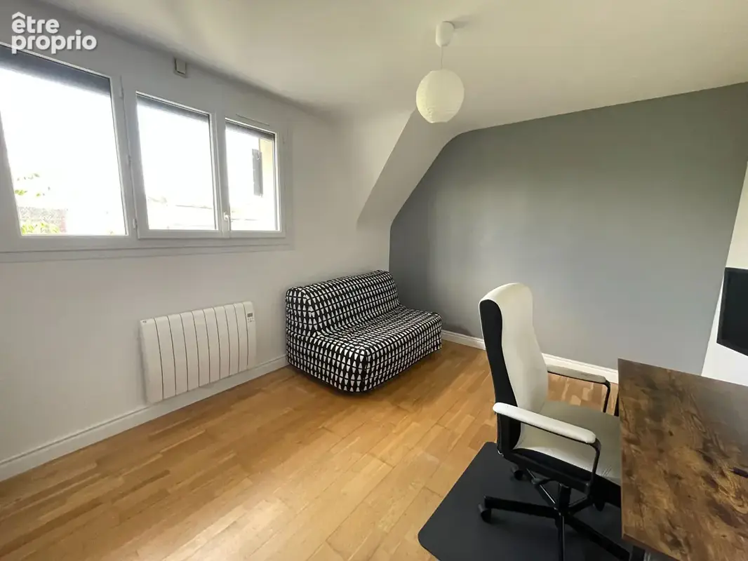 Maison familiale 180 m² - 5 chambres - vie de plain-pied - non mitoyenne - jardin plein soleil - photo 6