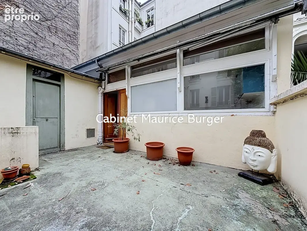 Studio esprit maison avec terrasse   Baigné de lumière, au calme et vendu meublé - photo 12