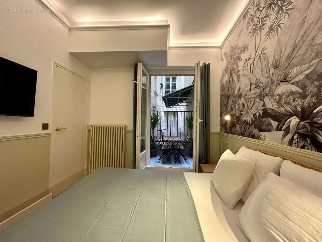 Commerce à PARIS-17E