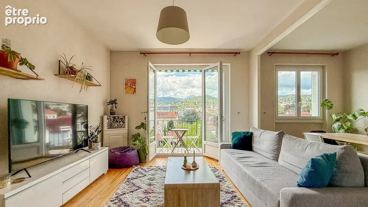 Appartement deux chambres - Balcon - Vue Puy-de-Dôme et Cathédrale - photo 4