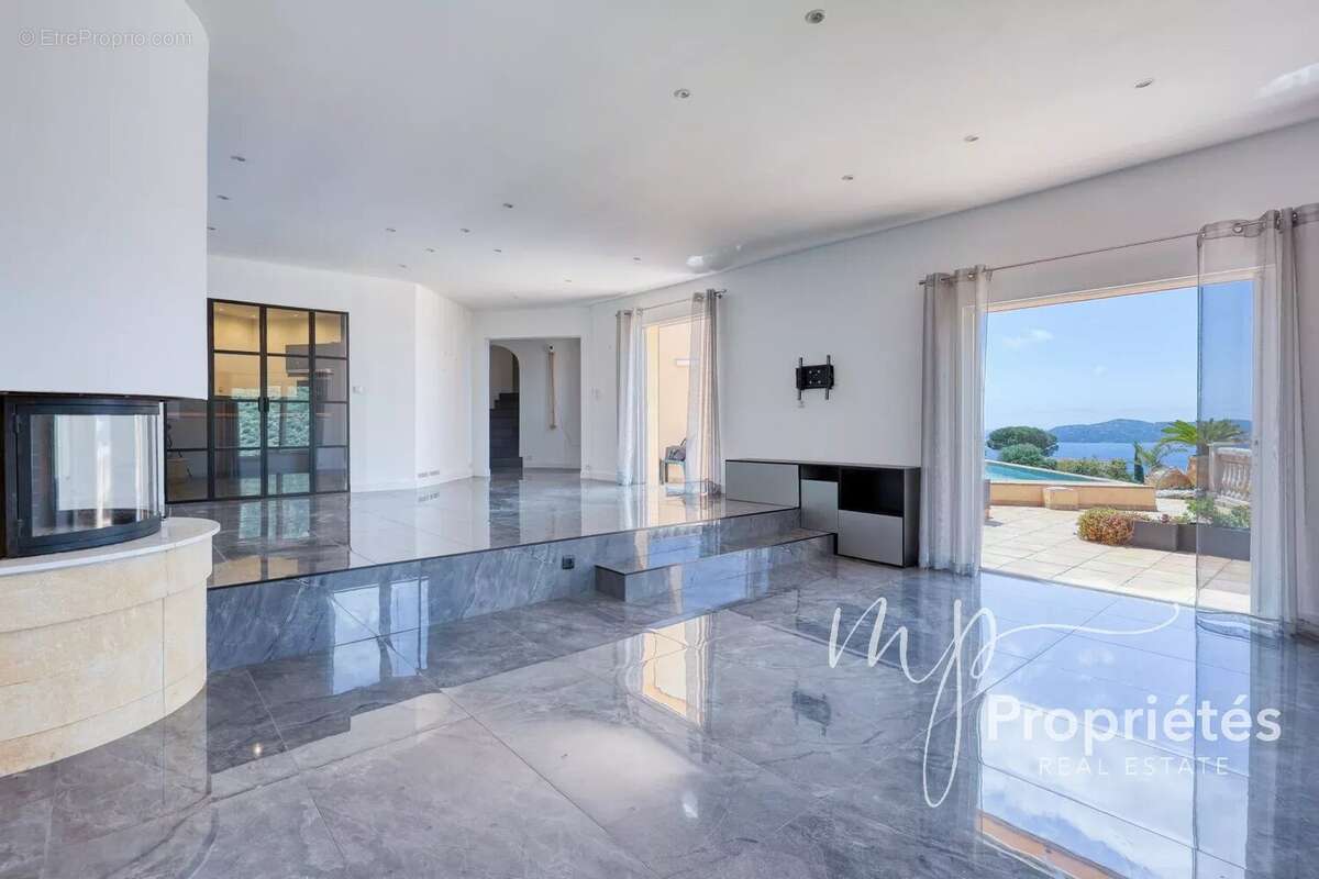 Maison à LE LAVANDOU