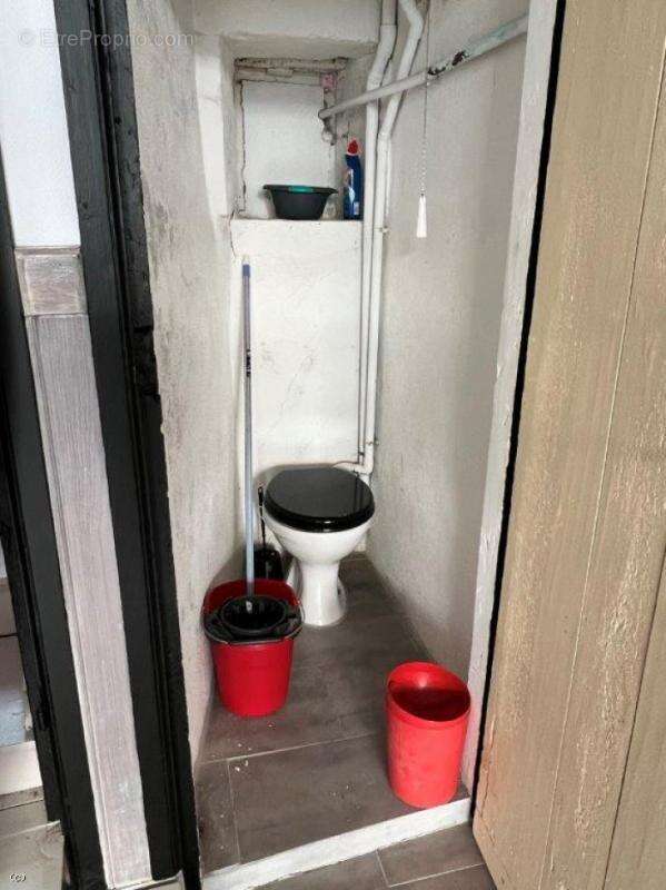 Appartement / Local Commercial avec Courette - photo 5