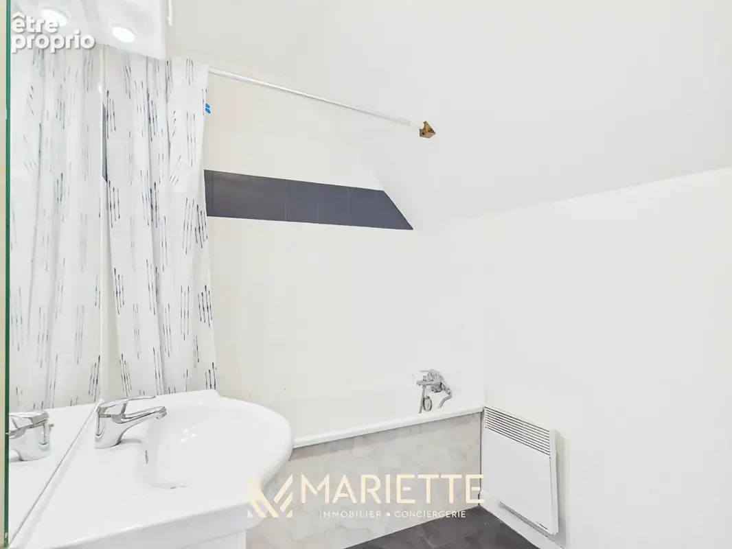 "YELL"  Trégunc proche centre - Appartement duplex à proximité des commerces - photo 11