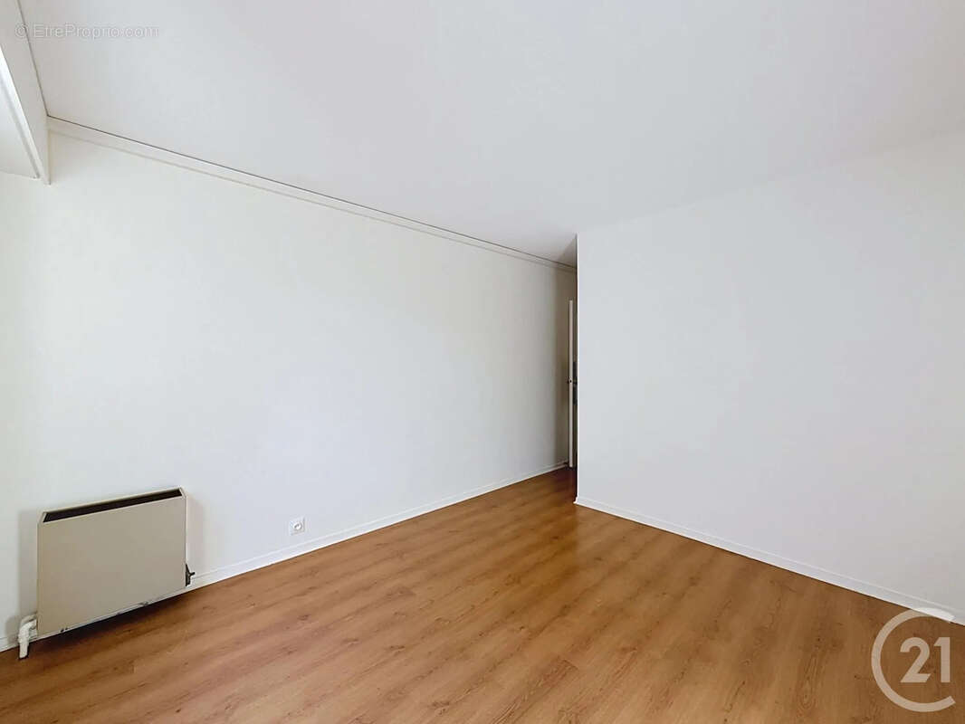 Appartement 92 m² à Avon  - photo 10