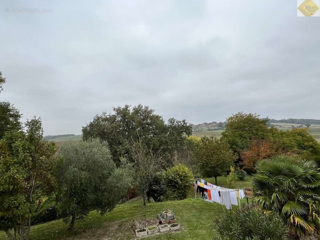 Maison à VICQ-SUR-GARTEMPE