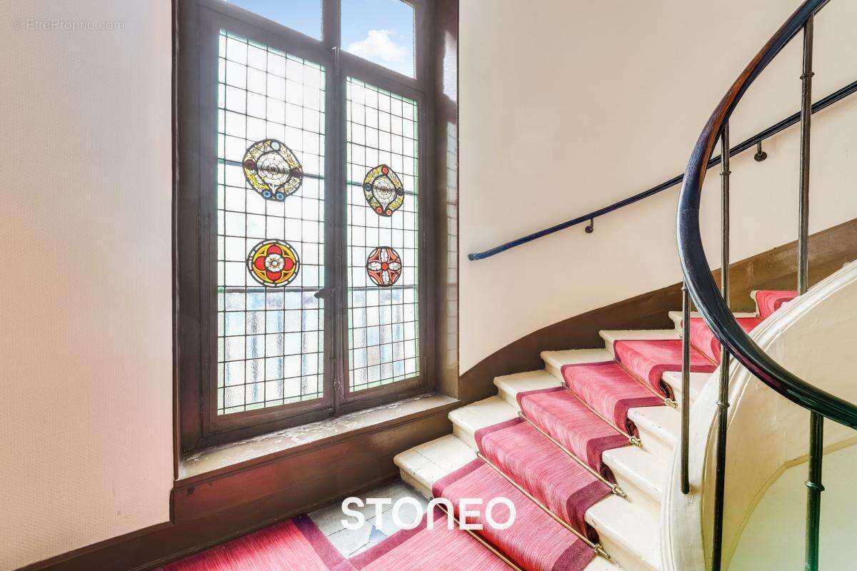 Appartement à PARIS-7E