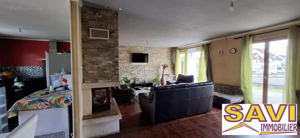 Maison à FERRIERES-EN-GATINAIS