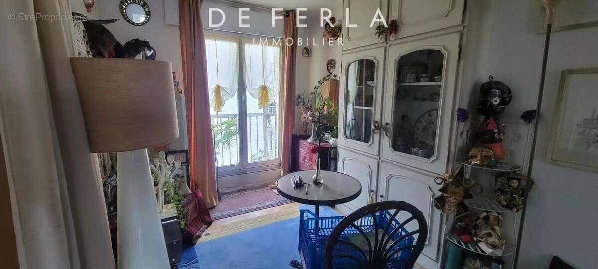 Appartement à PARIS-15E
