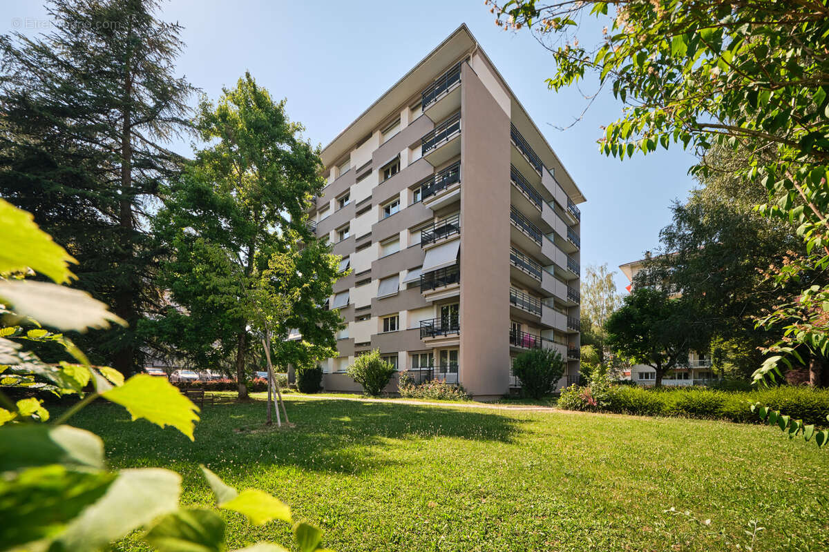 Appartement à ANNECY-LE-VIEUX