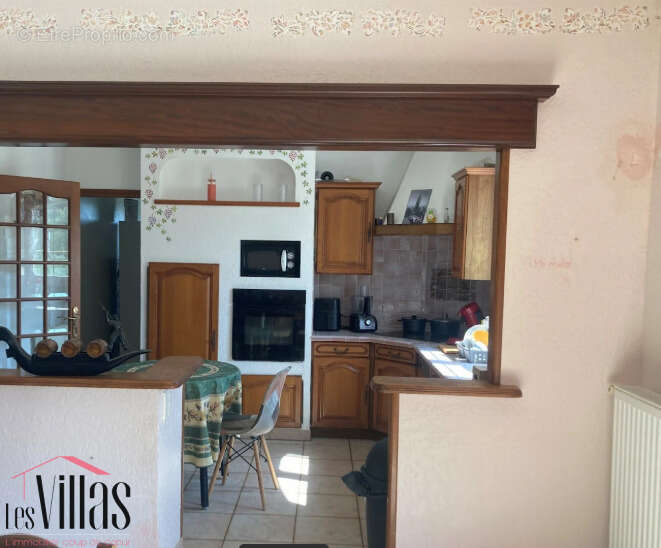 Maison à DOUZENS