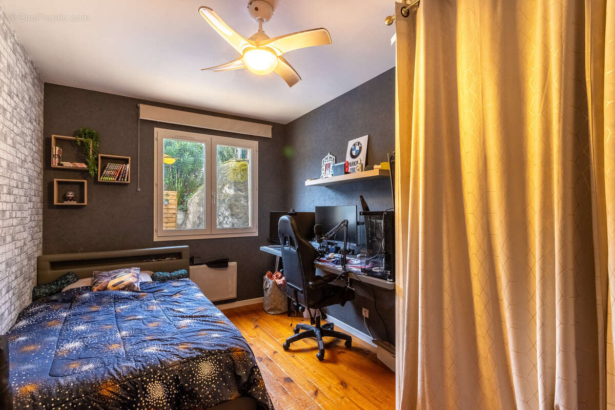 Maison à SOLLIES-TOUCAS